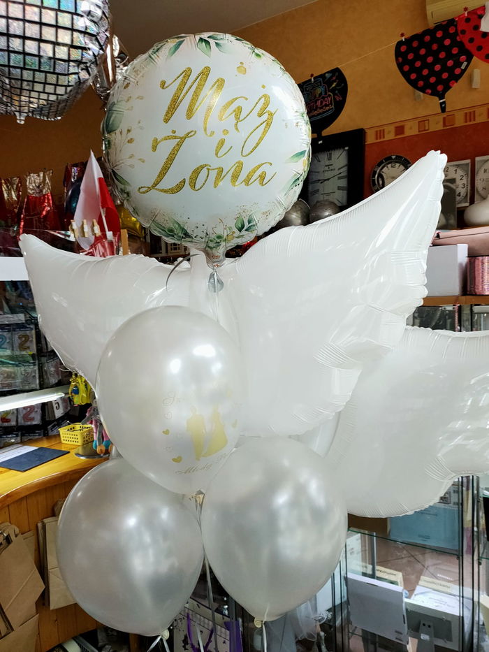 balony napełniane helem - prezent balonowy na ślub otwarty