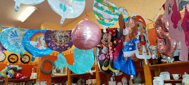 balony napełniane helem - postaci z bajek